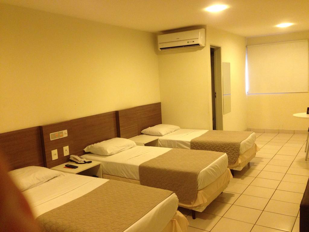 Hotel Central קרוארו מראה חיצוני תמונה